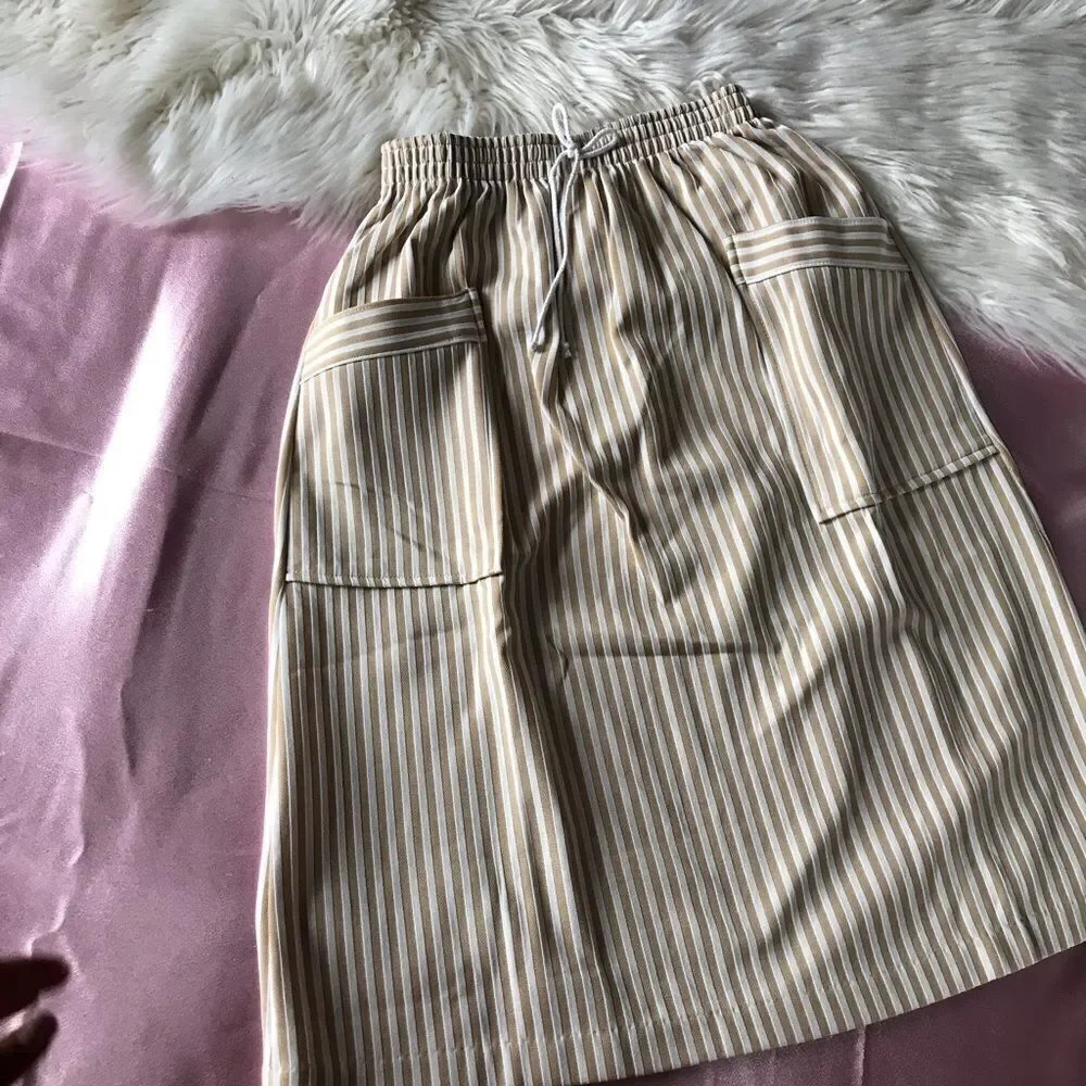 Unique Retro striped skirt - Picture 2 of 12